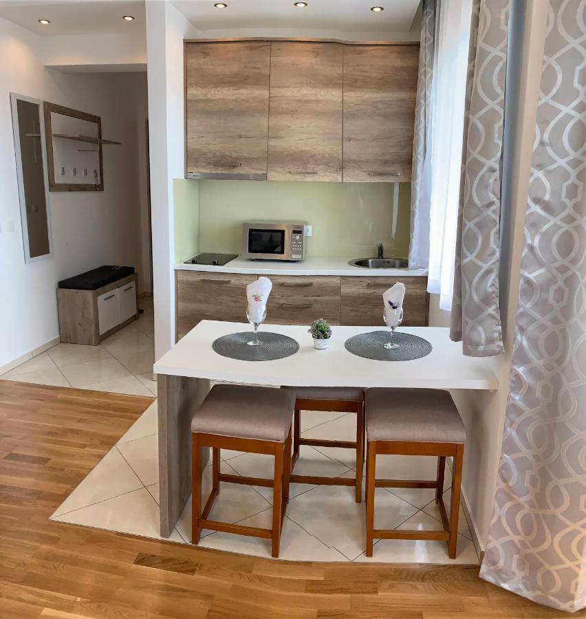 Ive Lole Ribara 38 Apartamento Bečići Exterior foto